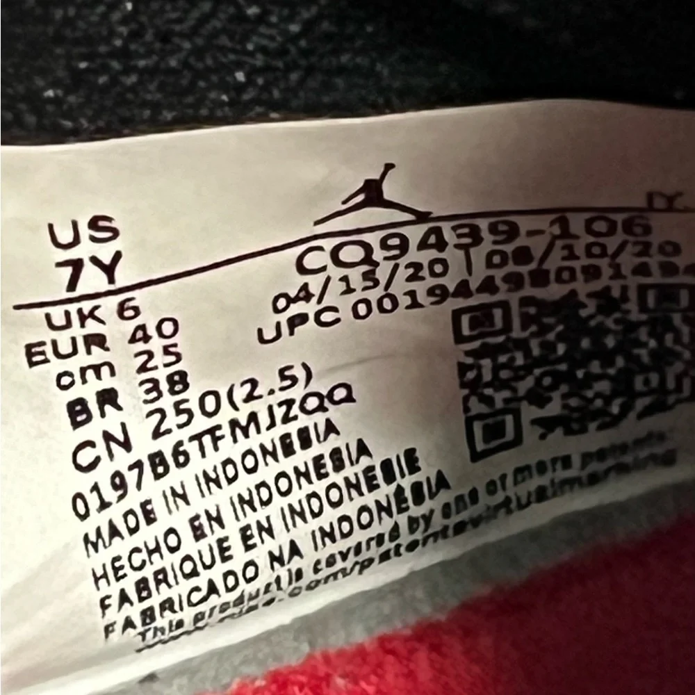 Jordan pro Rx Kids Sneakers in Black, White, and Red Accents